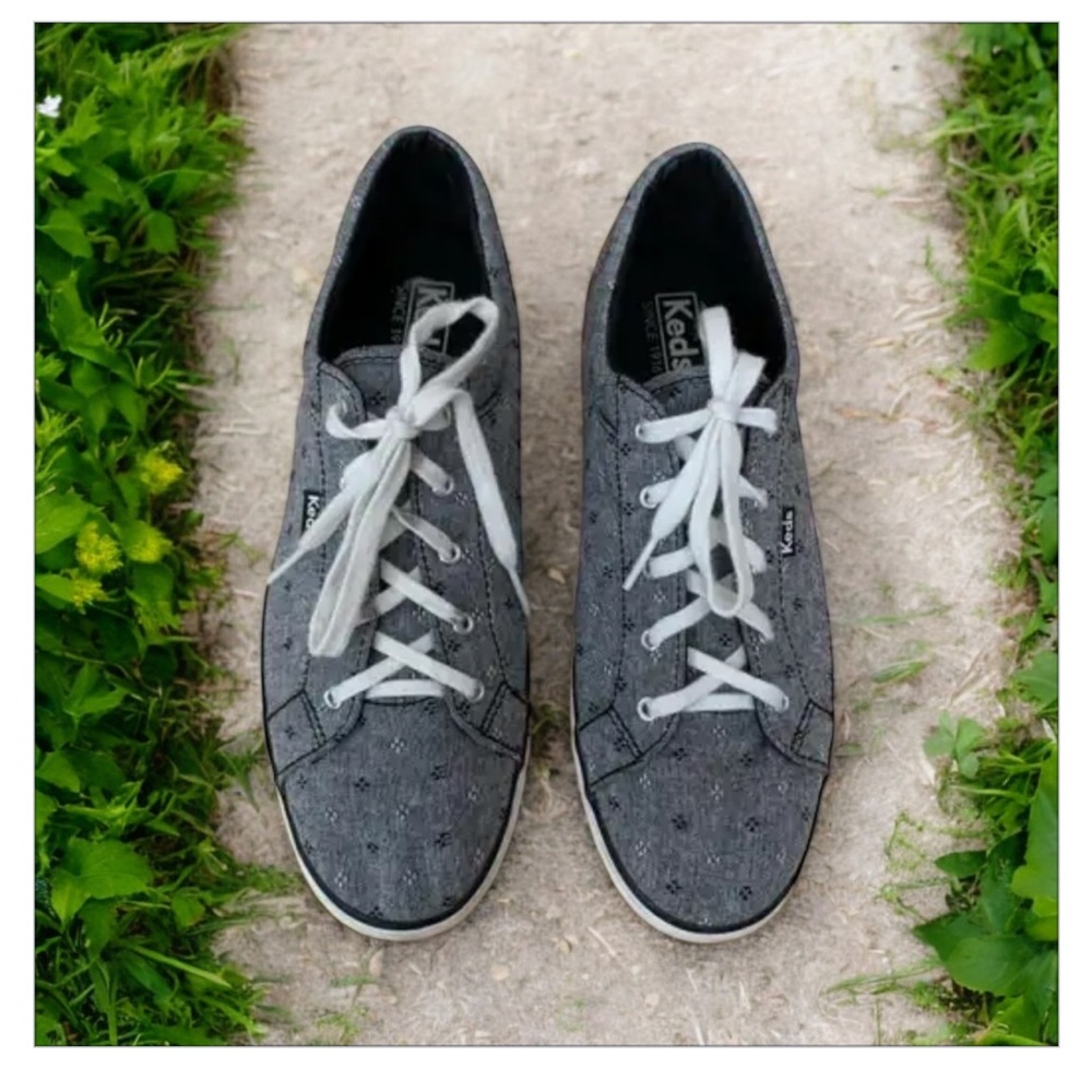KEDS-Doby Daisy Blue /Gray Sneaker-Oh so casual cool kicks!EUC-Sz 6 💙 🌞
